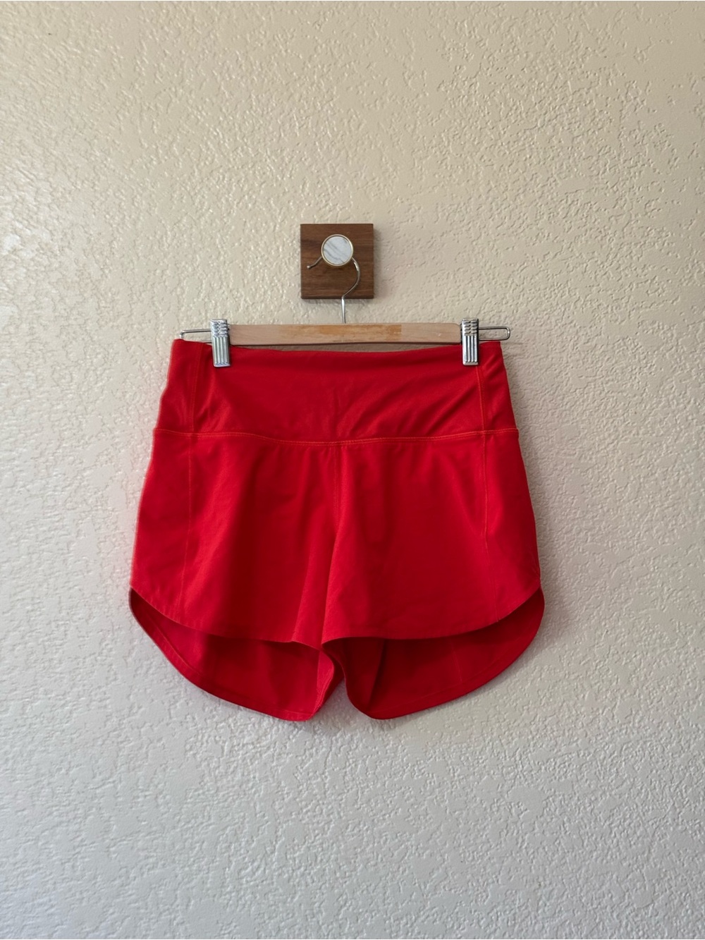 Lululemon Speed-Up High Rise Short Size 4